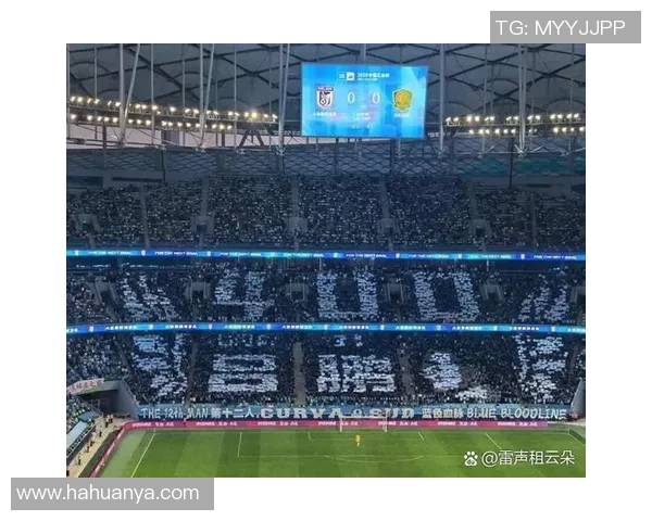 各大联赛争相报价足球明星引发转会市场热潮分析