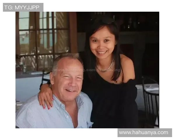 女记者深入足球明星生活背后揭秘赛场之外的真实故事与情感世界