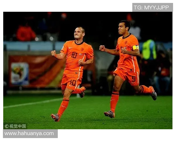 精彩抽卡挑战足球明星卡带你领略球场风云与传奇瞬间